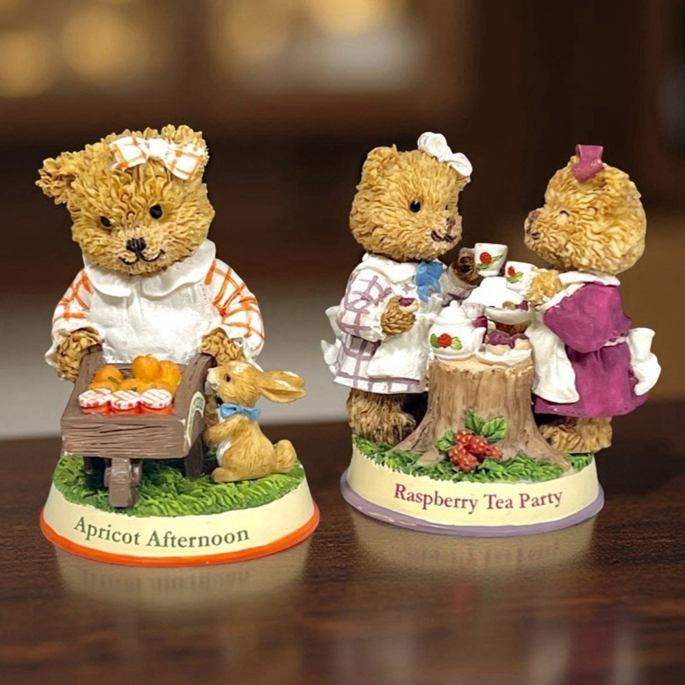1999 Smuckers Berry Patch Bears Figurines Apricot Afternoon Raspberry Tea‎ Set 2